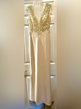 Morrell Maxie Gold Embellished V-Neck Satin Gown